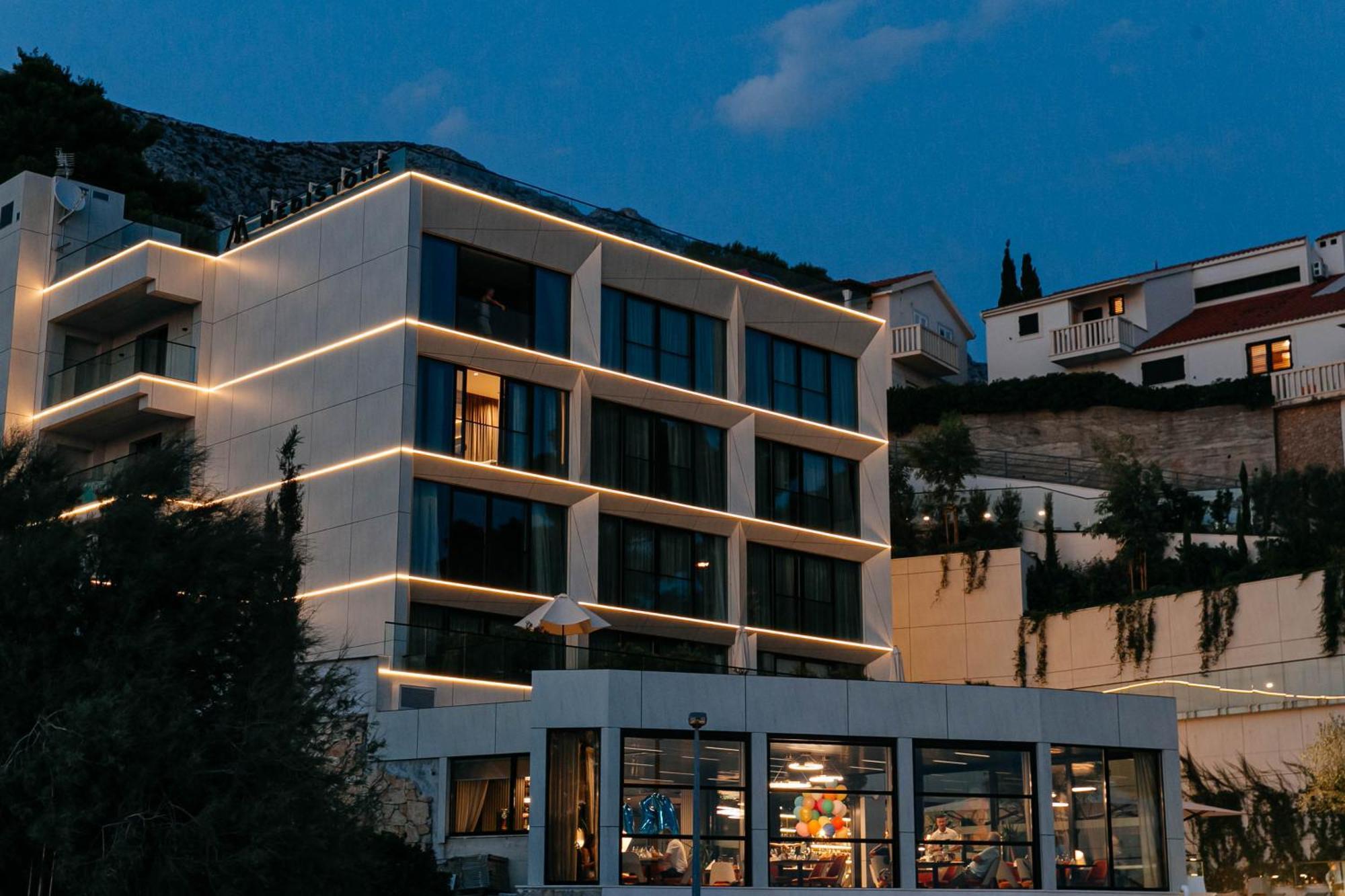 Hotel Medistone Omiš Extérieur photo